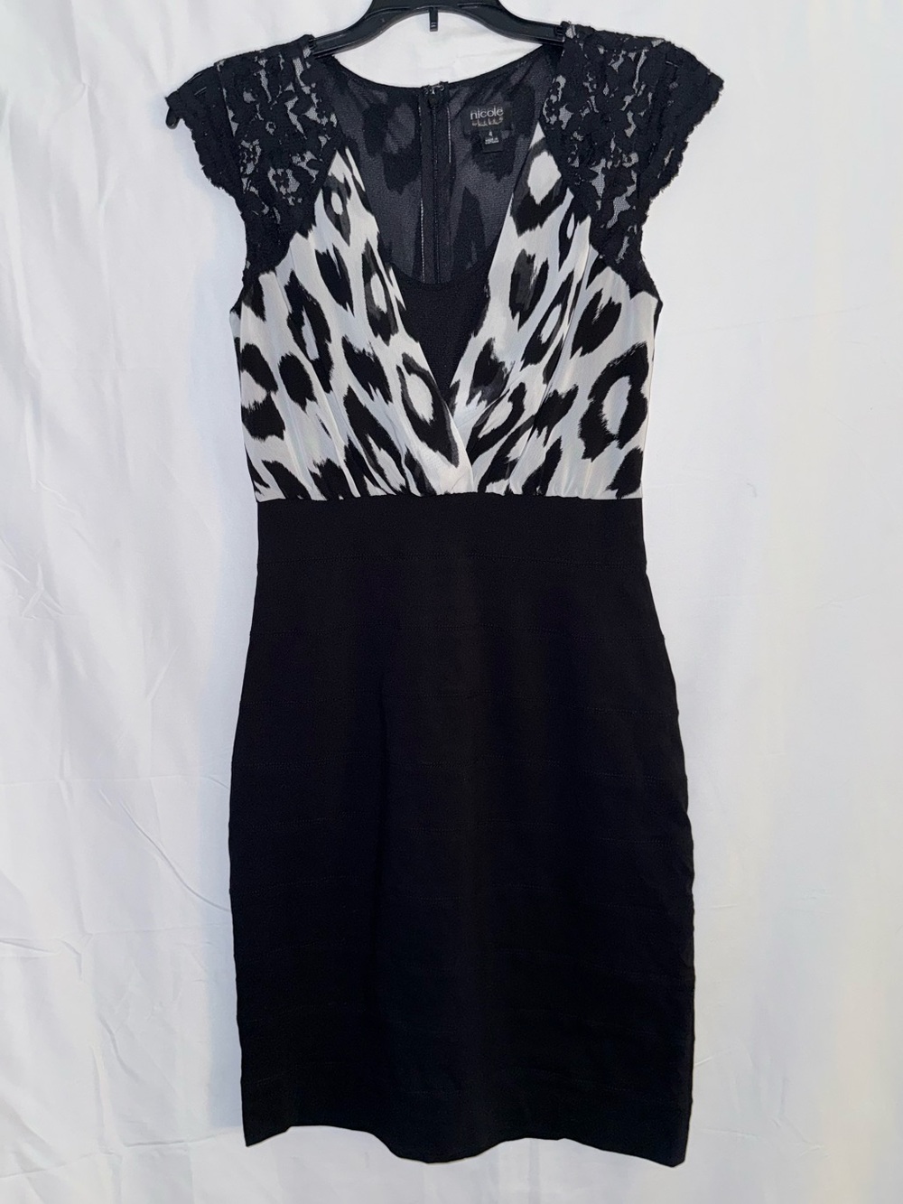 Nicole by Nicole Miller Black & White Lace Cap-Sleeve Sheath Dress Size 4